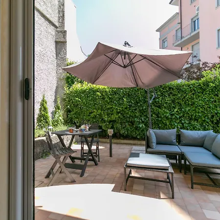 Apartment Welcomely - Violet House & Garden Lecco