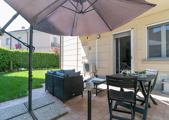 شقة Welcomely - Violet House & Garden