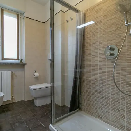 Welcomely - Violet House & Garden Apartman *