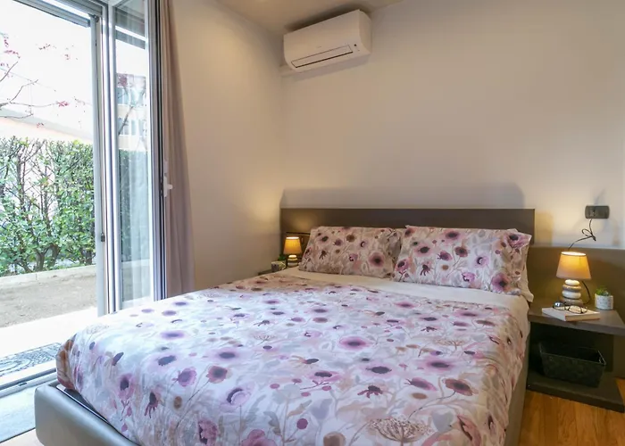 Welcomely - Violet House & Garden Appartement Lecco