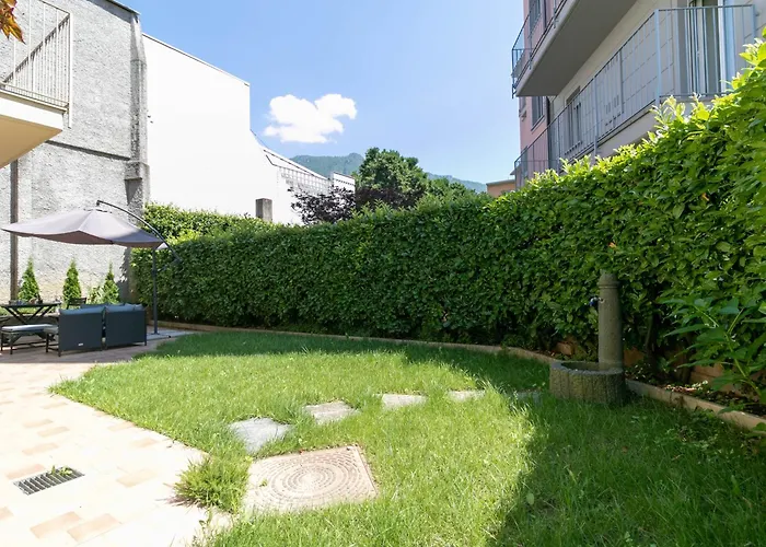 Welcomely - Violet House & Garden Appartement Lecco