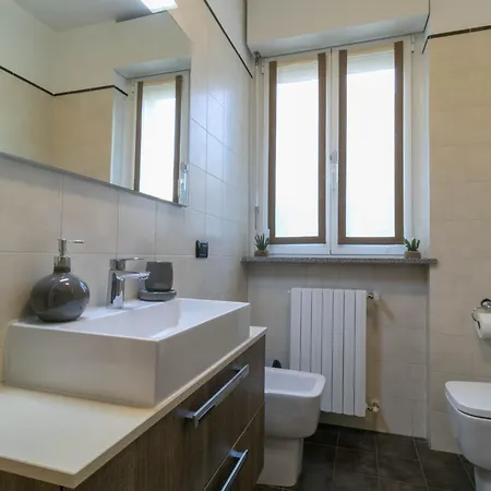 Welcomely - Violet House & Garden Lecco